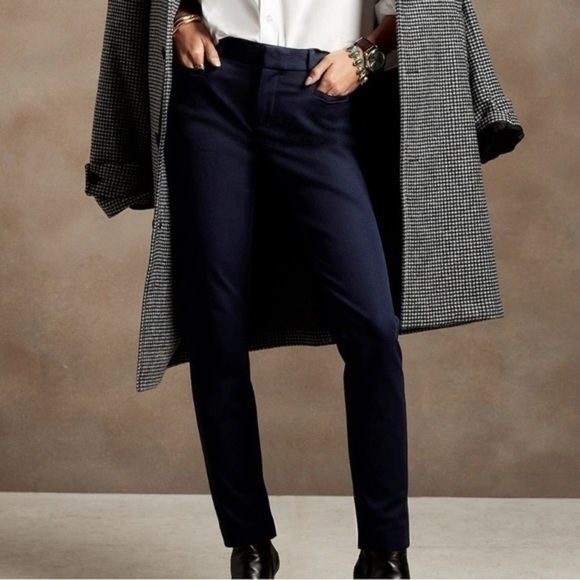 Banana Republic Pants - Banana Republic • Navy Sloan Trouser Pants